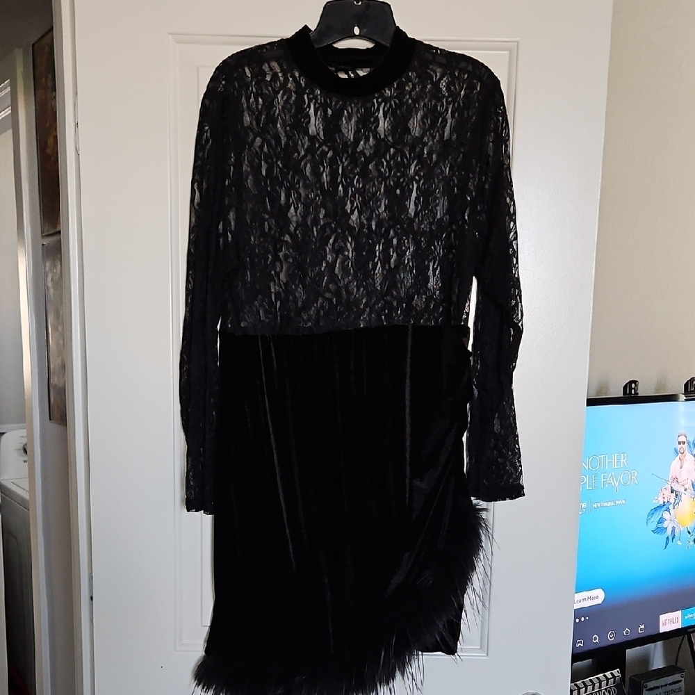 Elegant Black Lace Dress